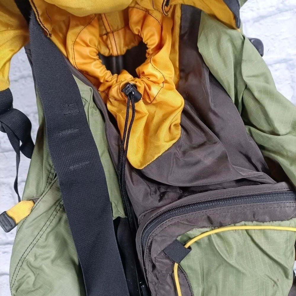 Mountainsmith Circuit Internal Frame Backpack Hiking Backcounty Ski